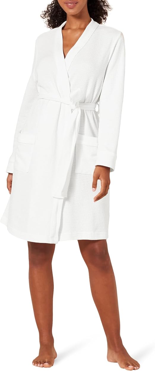 Amazon Essentials Women's Lightweight Waffle Mid-Length Robe (Available in Plus Size)