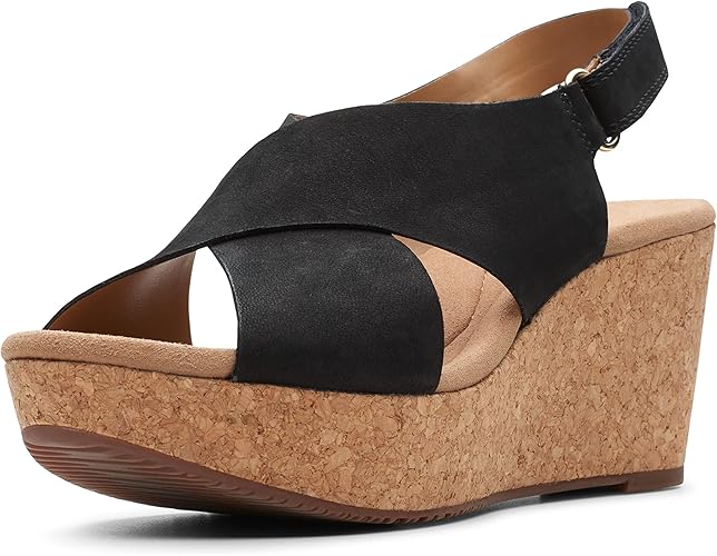 Clarks Women's Annadel Eirwyn Wedge Sandal