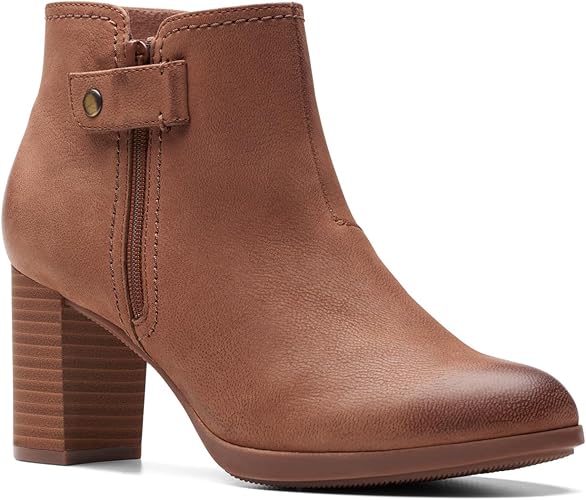 Clarks Women's Bayla Glow Fashion Boot