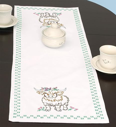 Jack Dempsey Needle Art Highland Cow Table Runner