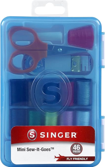 SINGER 01671 Sew Essentials to Go Sewing Kit